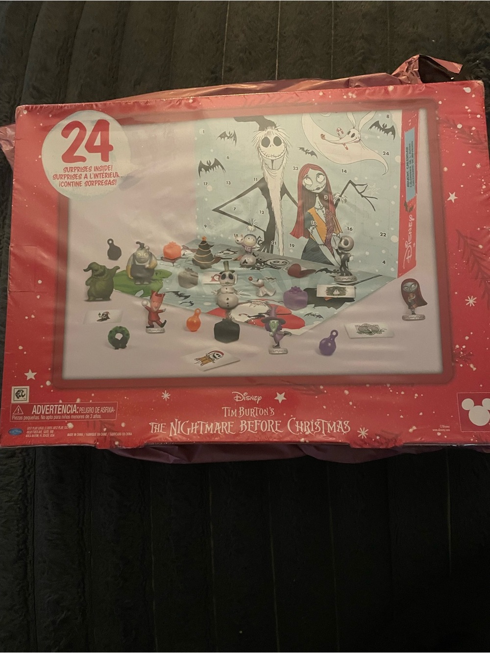 Nightmare Before Christmas Disney Advent Calendar 24 Surprises (9 Figures) NEW